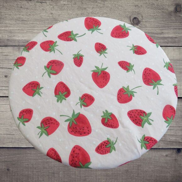 Kitchenaid Bowl Cover, Reversible Strawberries and Red Gingham - Picture 4 of 6